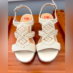 Gianni Bini Girls woven sandals. Like new!